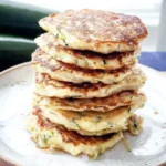 Recette-de-Pancakes-courgette-fromage